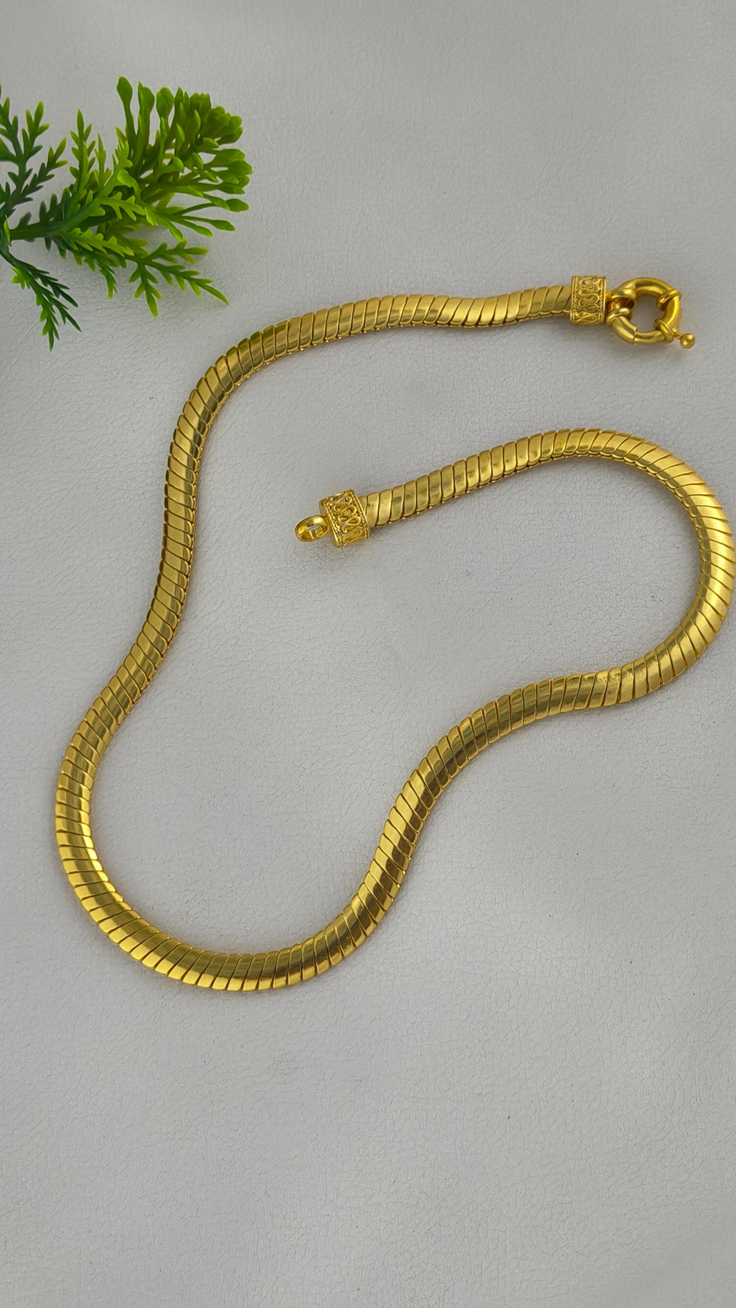 snake-shaped chain Gold plated