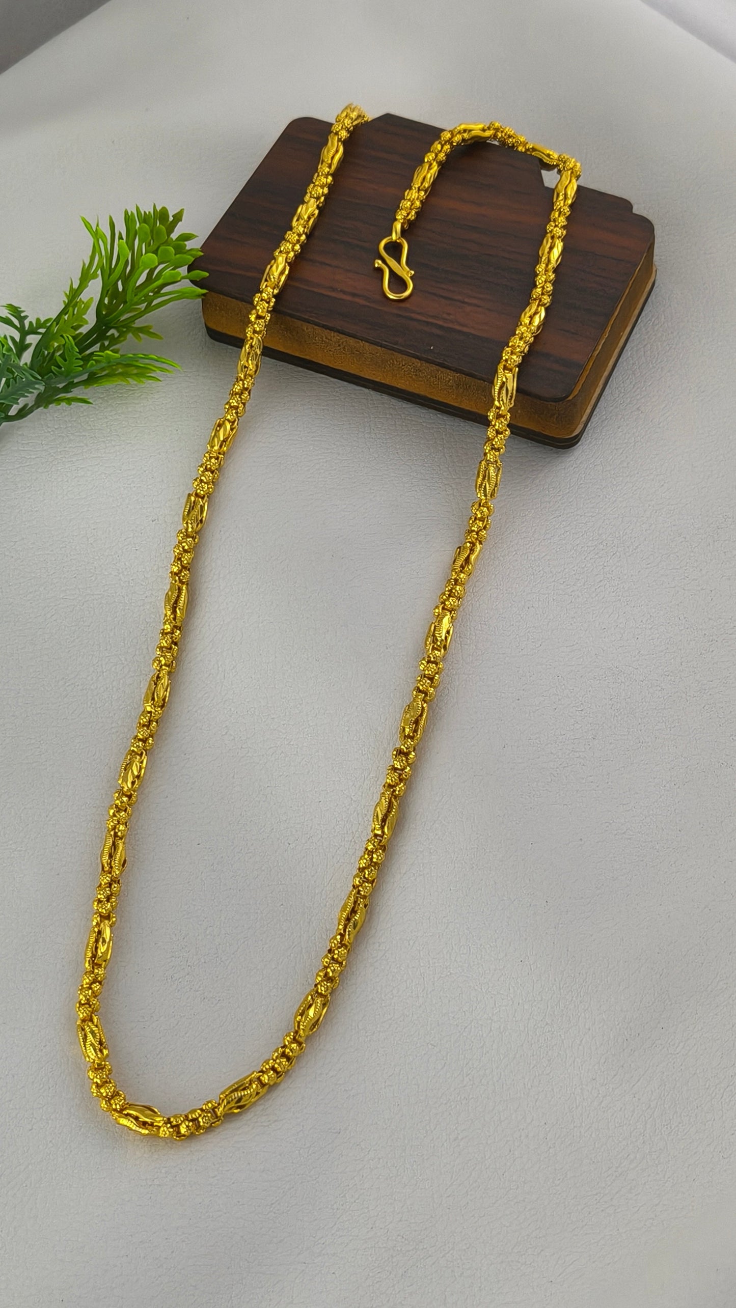 High Gold Plated Hollow Rajwadi Chain for Men.