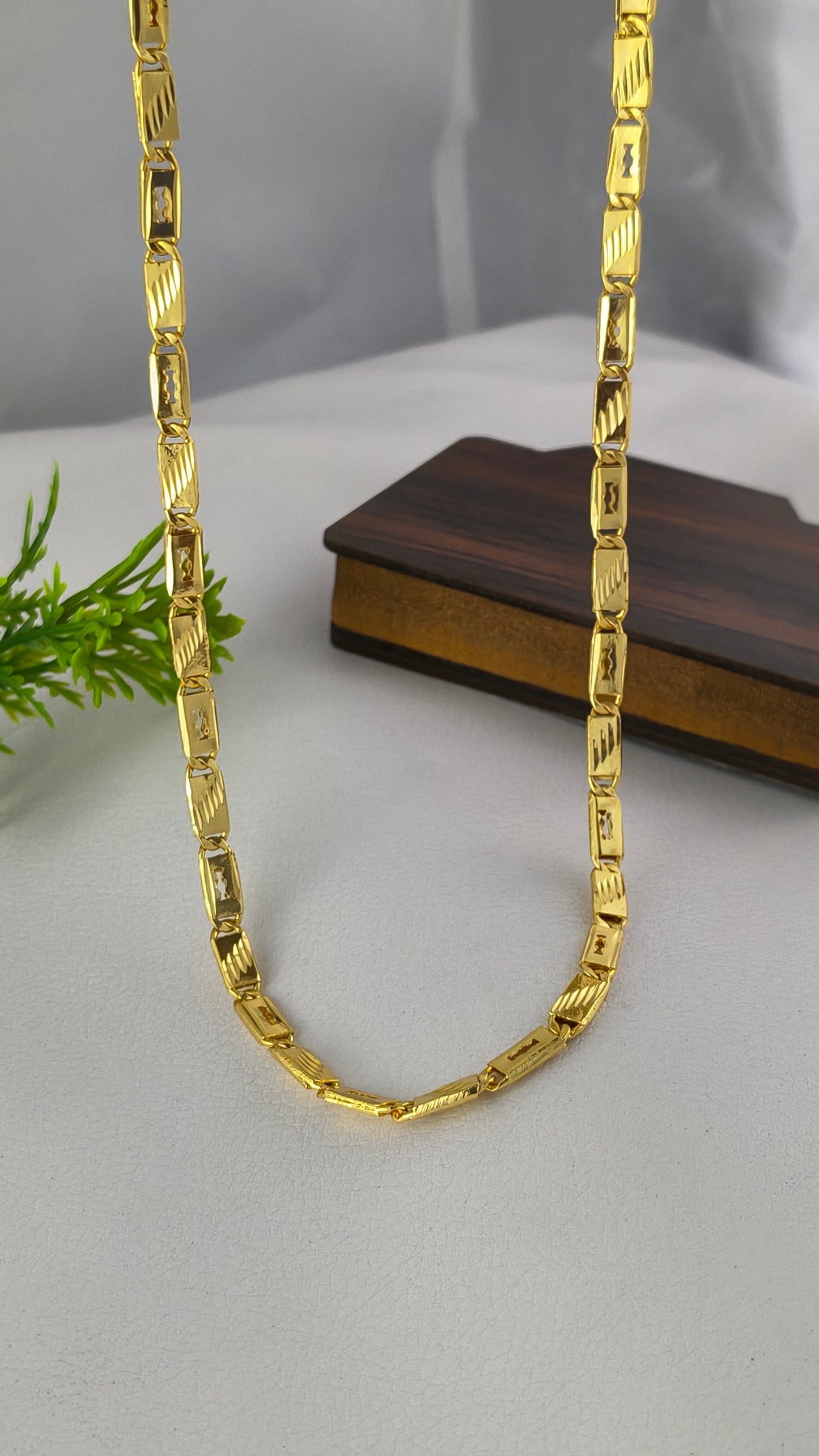 High Gold Plated Nawabi Biscuits Chain For Men.