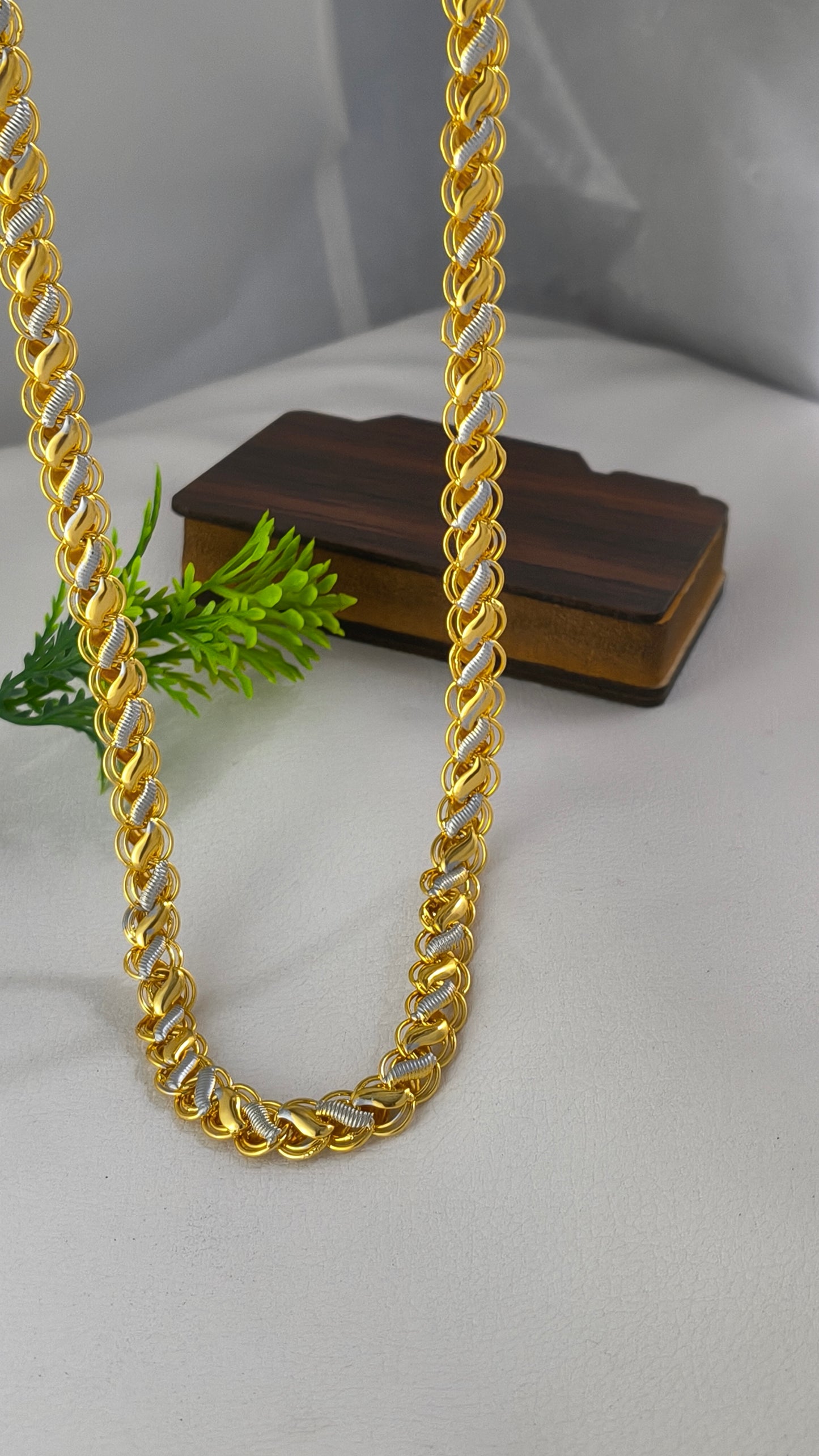 Gold Plated Fashionable Design Kohli Chain For Men