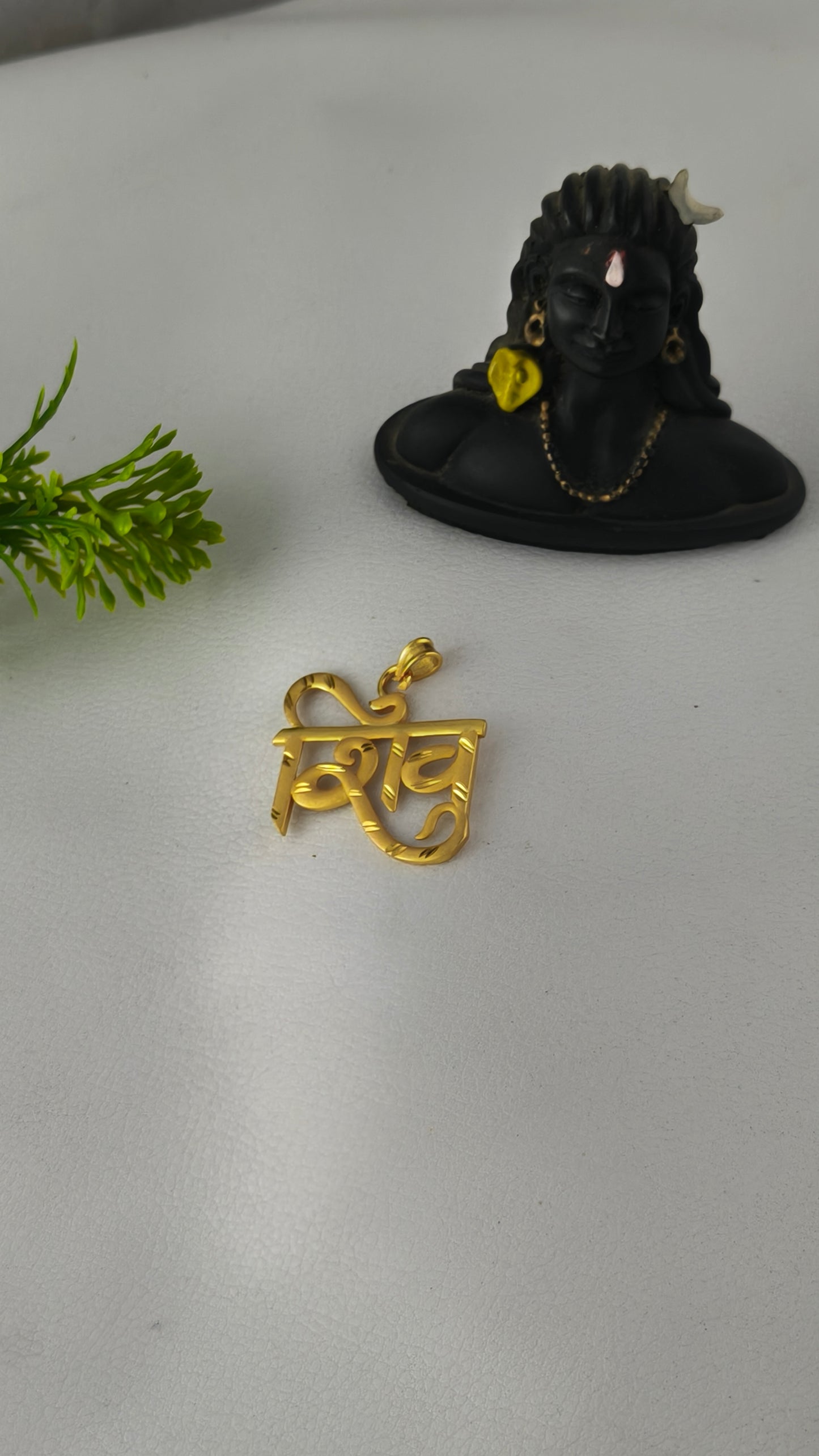 Shiv Pendant Highly Micro Gold Platted.