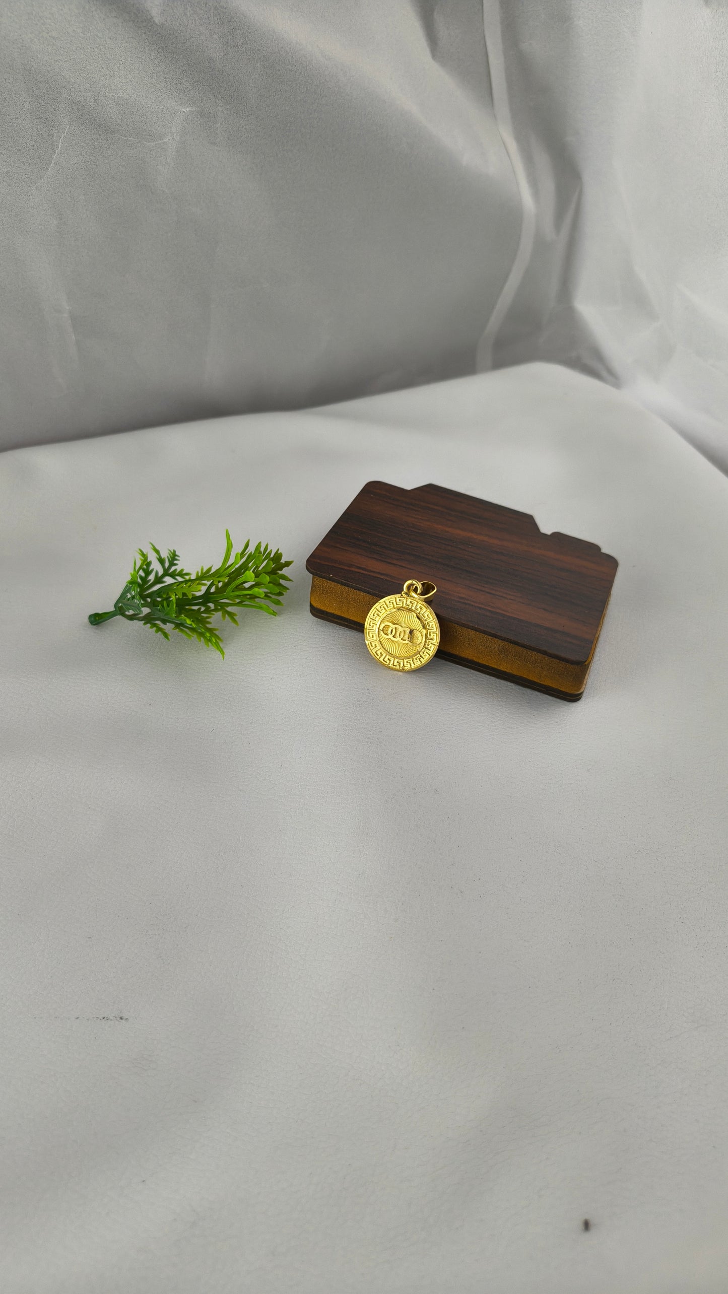 stylish-design Gold Plated AUDI Pendant