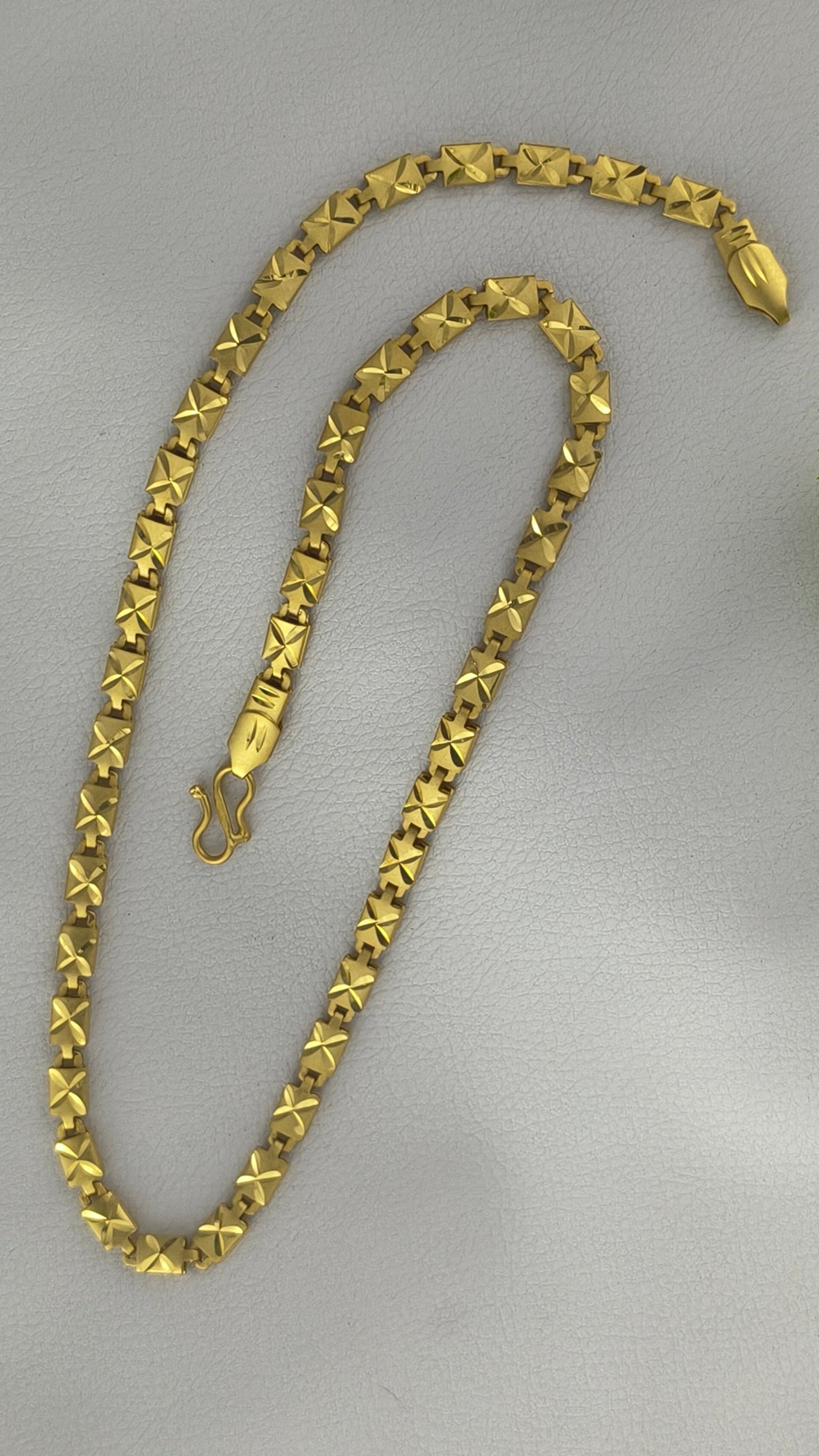 Nawabi Biscuits Chain High Gold Plated