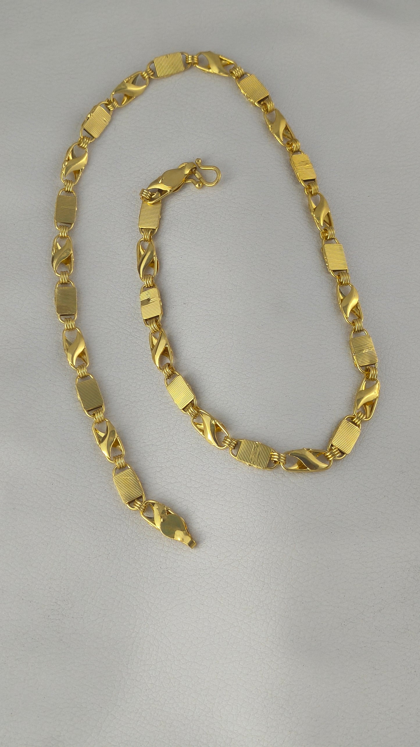 Gold Plated Koyli With Nawabi Biscuits Chain For Men