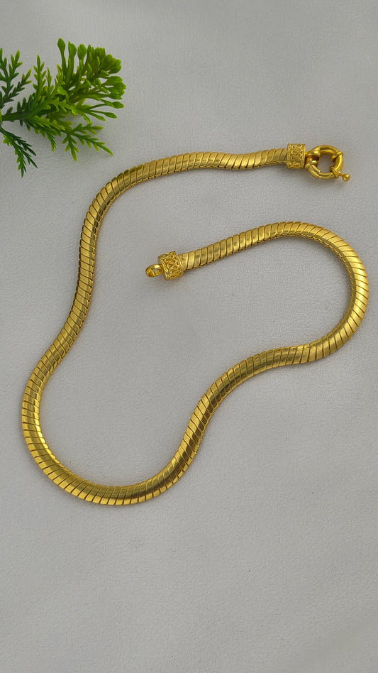 snake-shaped chain Gold plated
