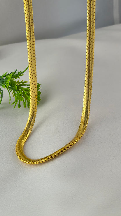 snake-shaped chain Gold plated