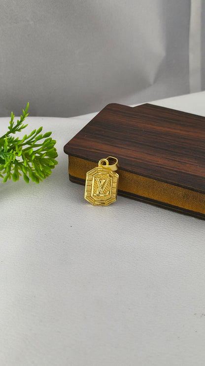 LV Luxury Pendant, Rich in micro gold plated from arbuda imitation.