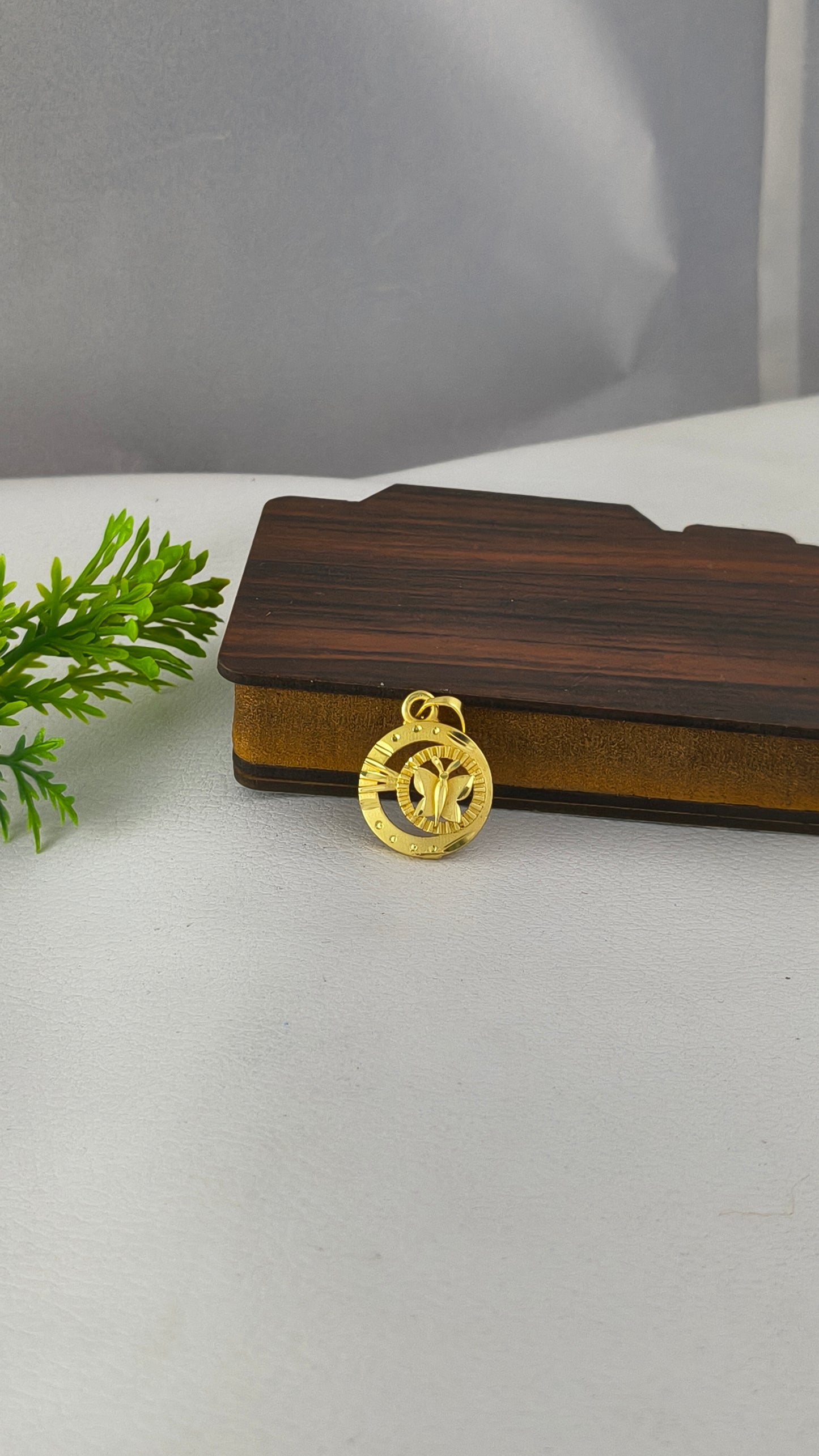 Elegant Gold Plated Butterfly Pendant from Arbuda Imitation.