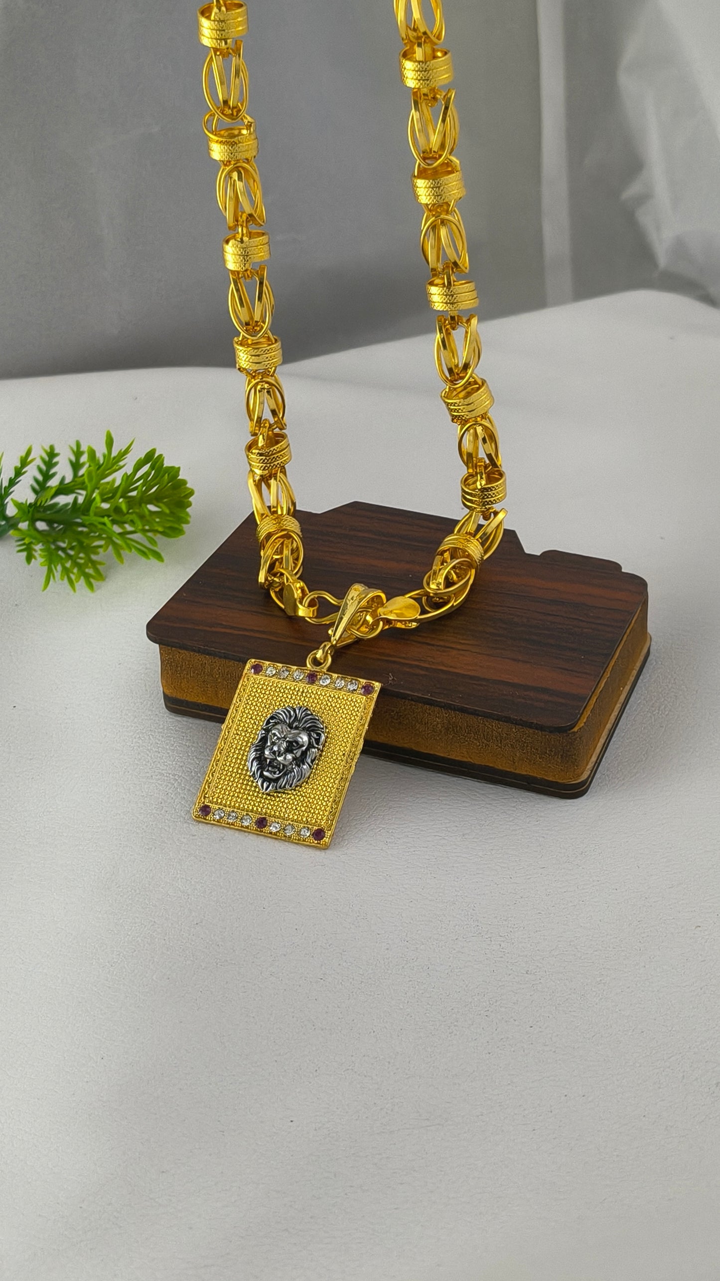 Gold Plated Lion Pendant with Rajwadi Chain Combo