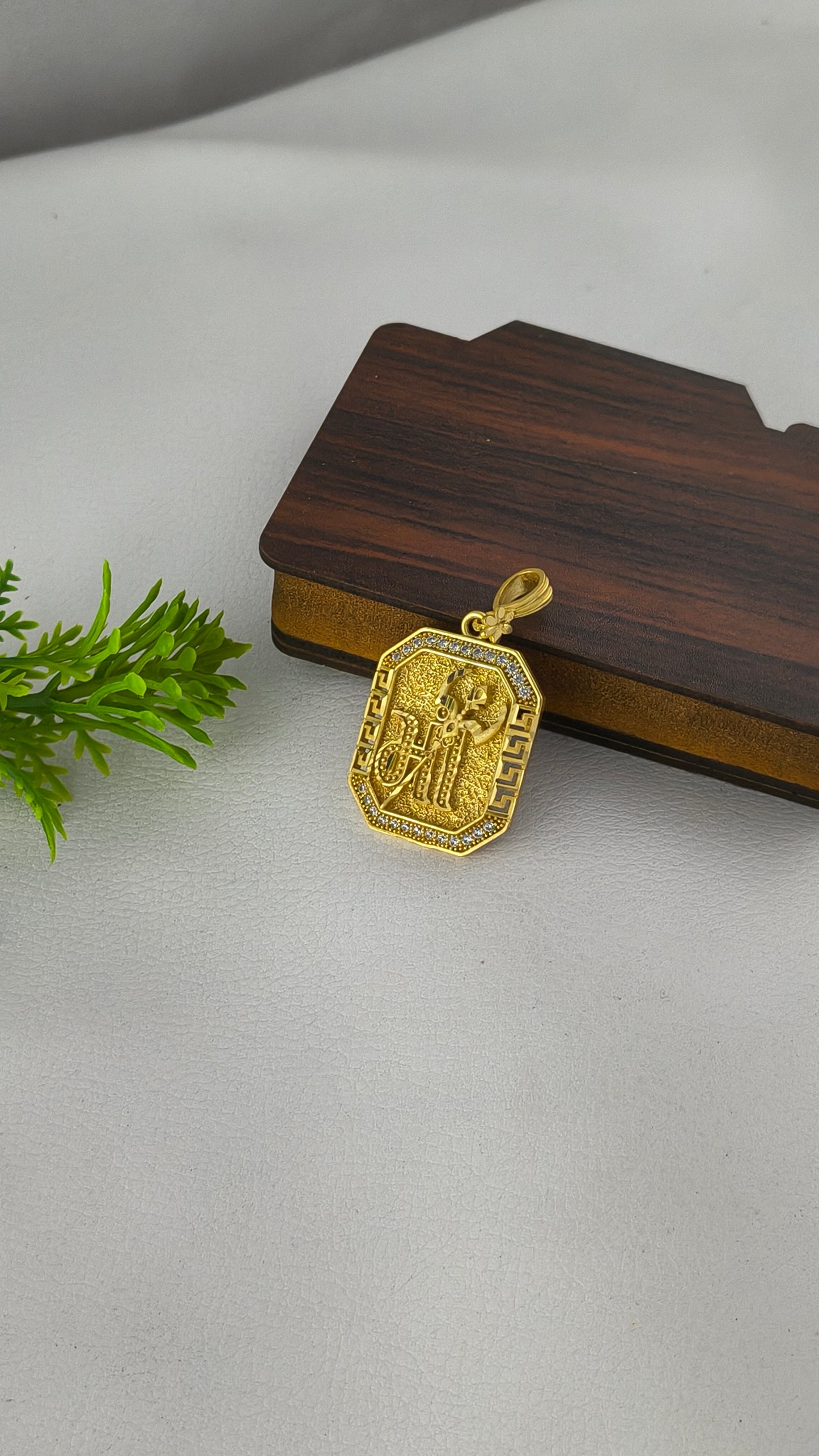 Maa Best Quality Micro Gold Plated elegant design pendant.