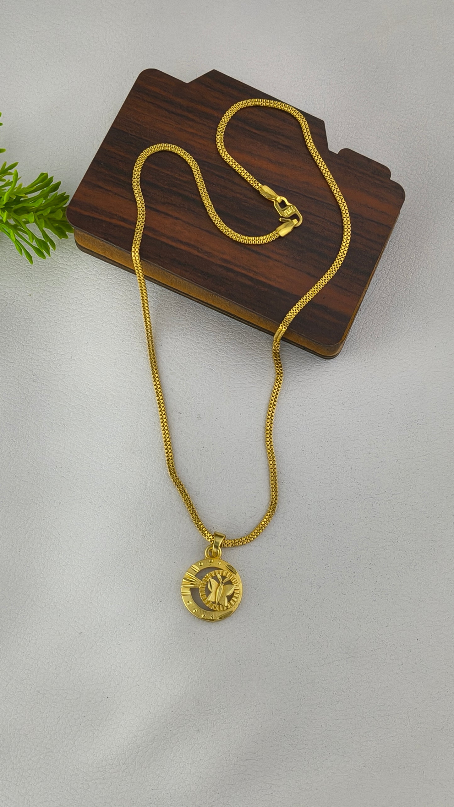 Gold-plated Primium 3Line Chain with Butterfly Pendant Combo Set
