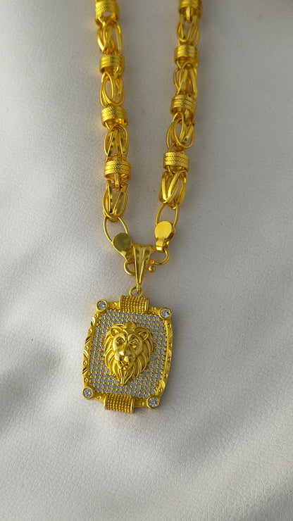 Gold-plated lion pendant with heavy chain Combo Set.