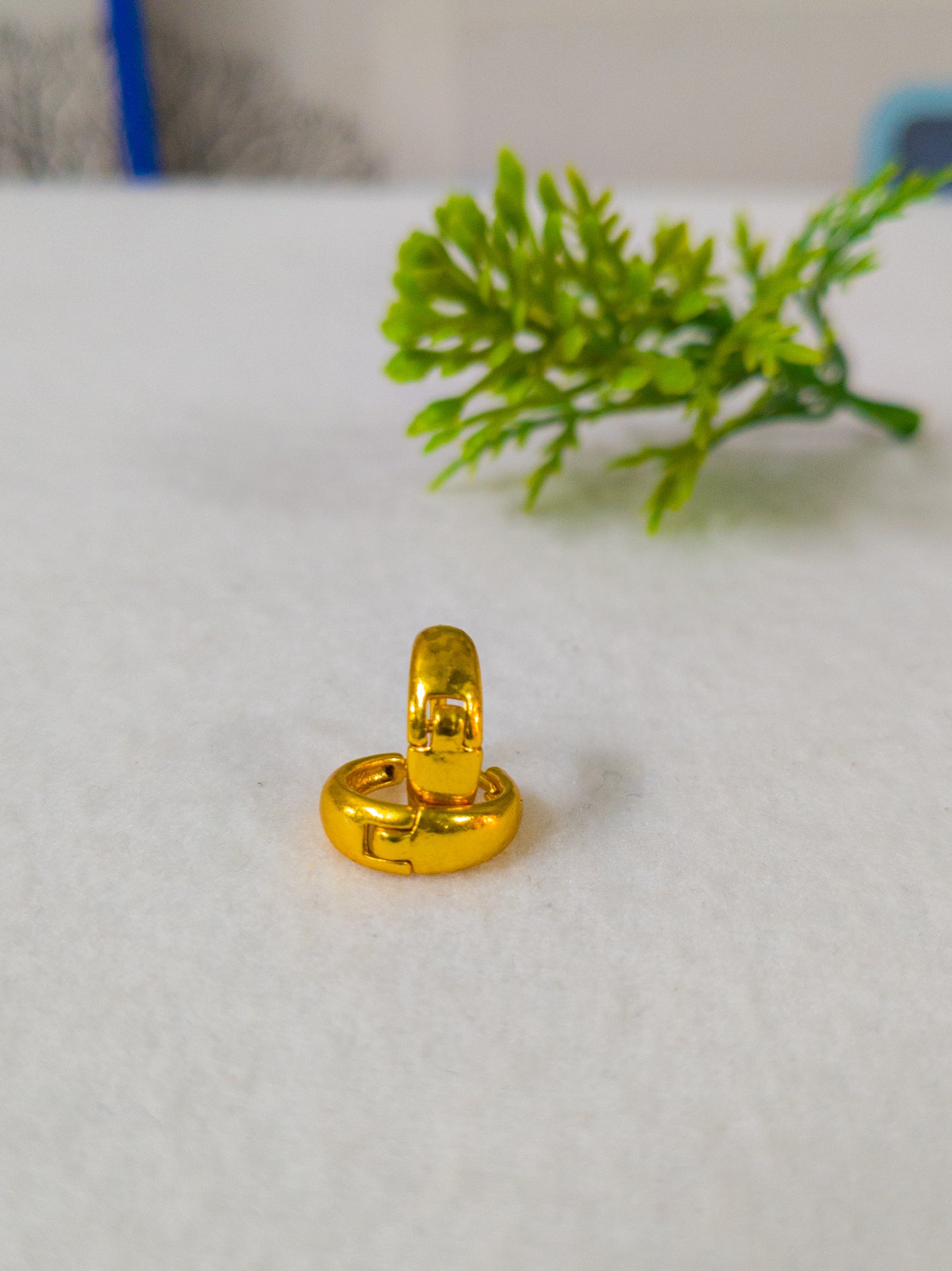 Gold Plated Kaju Bali Salman Khan Bollywood Style Gold Hoop Earrings