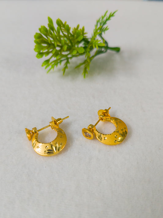 gold-plated crescent moon stud earrings for men