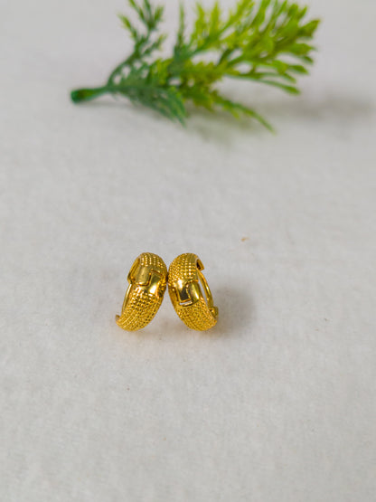 Gold Plated Dotted pattern Earrings