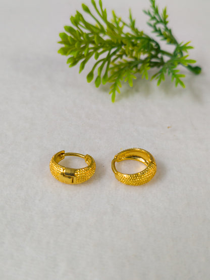 Gold Plated Dotted pattern Earrings